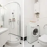 Old Town Heart Xxii - New Square Apartman