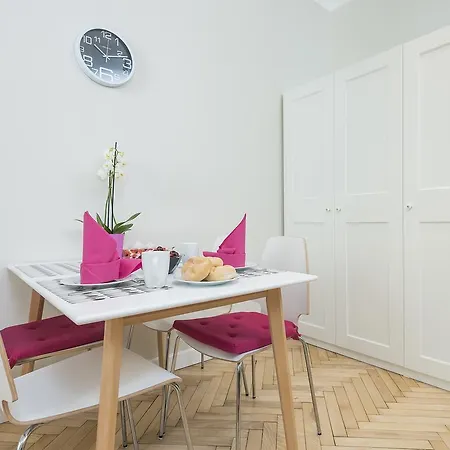 Apartment Old Town Heart Xxii - New Square