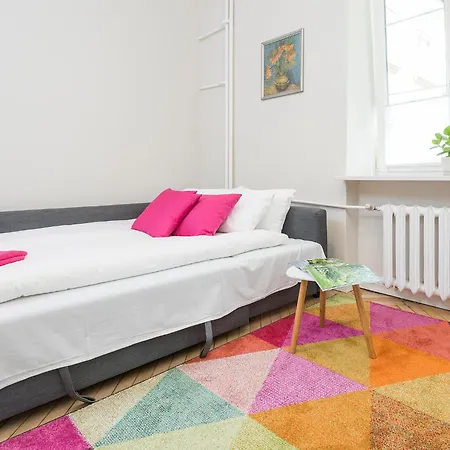 Old Town Heart Xxii - New Square